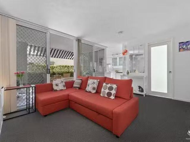 Apartment for rent in Toombul, Queensland