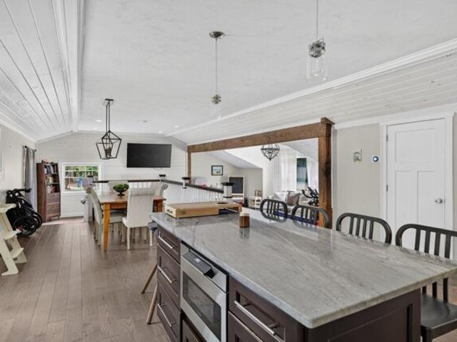 House for sale in Assonet Bay Shores, Freetown