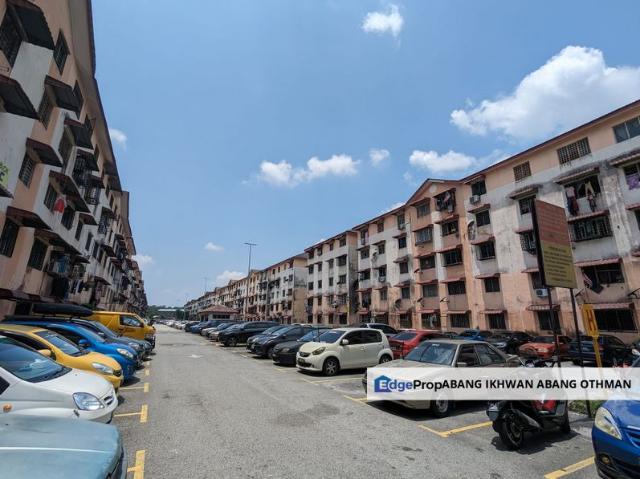 Flat for sale in Petaling, Damansara Damai