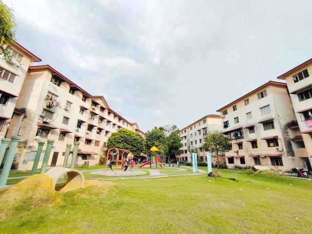 Apartment for sale in Petaling, Damansara Damai