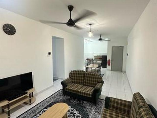 Apartment for rent in Tanjong Sepat, Selangor