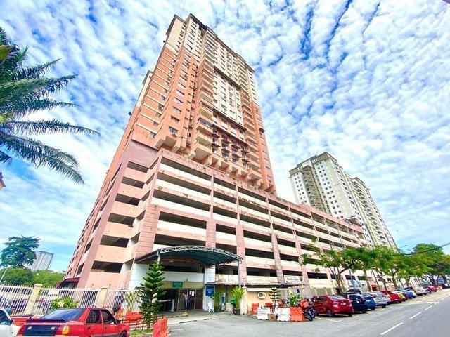 Condominium for rent in Country Heights Damansara, Kuala Lumpur
