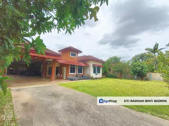 House for sale in Sendayan Village, Negeri Sembilan