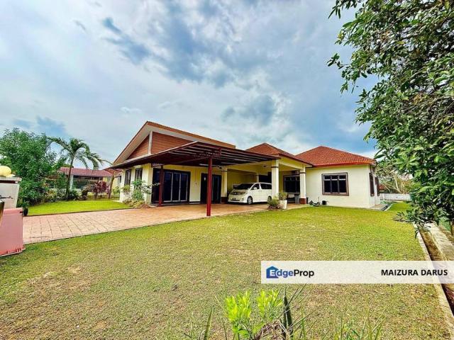 House for sale in Sendayan Village, Negeri Sembilan
