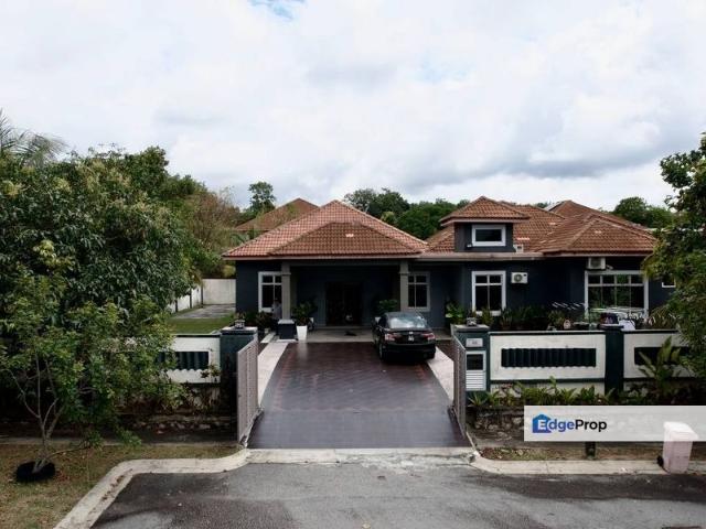 House for sale in Sendayan Village, Negeri Sembilan
