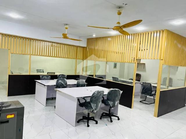 Office for rent in Faisalabad, Islamabad Capital Territory
