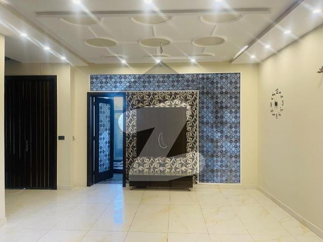 House for sale in Faisalabad, Islamabad Capital Territory