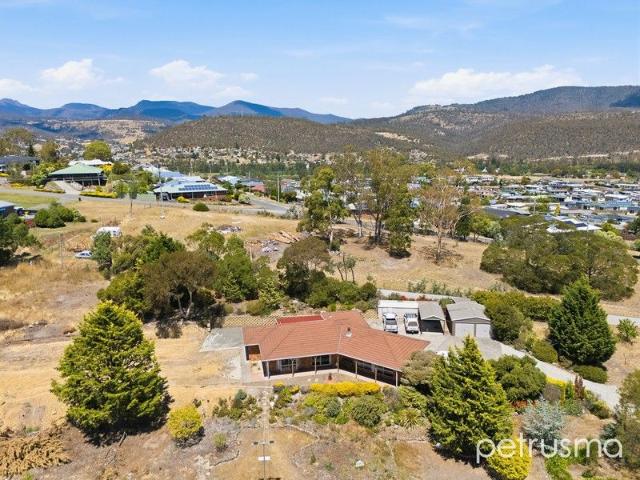 House for sale in New Norfolk, Tasmania