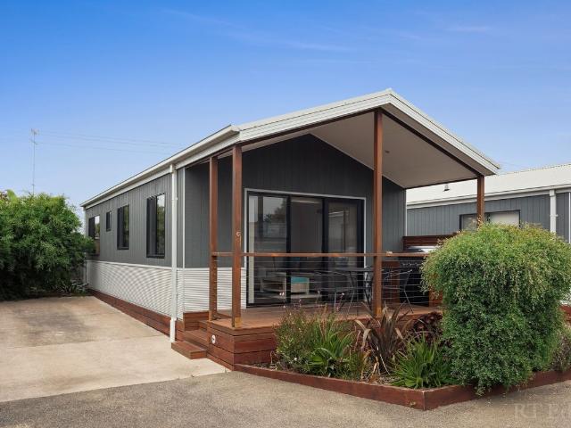 Apartment for sale in Ocean Grove, Victoria
