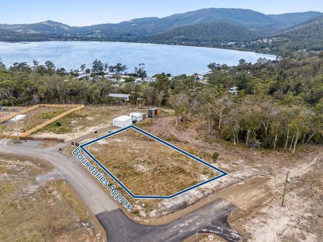 Land for sale in White Beach, Tasmania