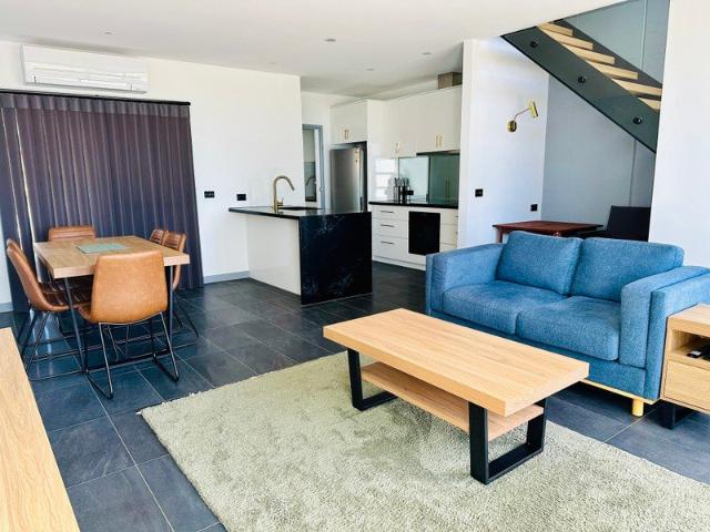 Townhouse for rent in Portland, Shire of Glenelg