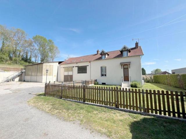 Maison vente à Compiègne, Jaux