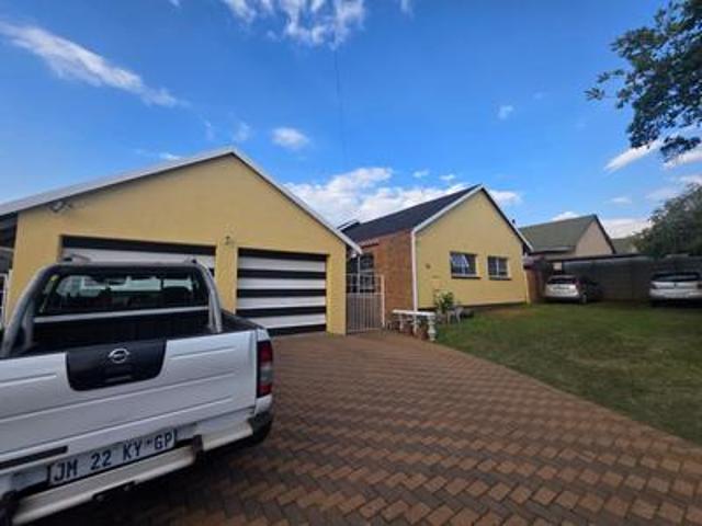 House for sale in Randfontein, Randfontein Local Municipality