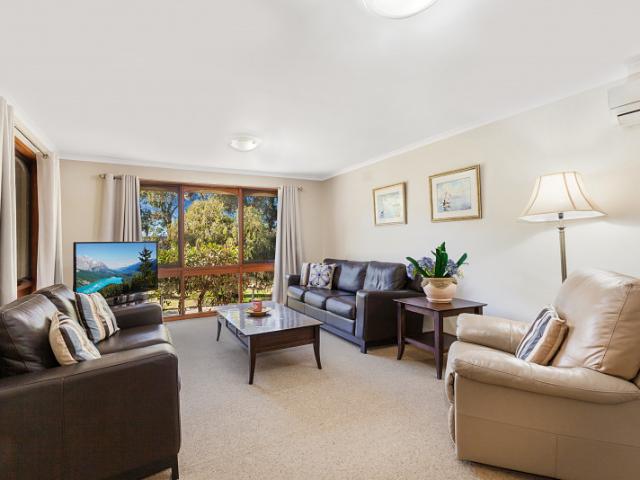 Cottage for sale in Wallan, Victoria