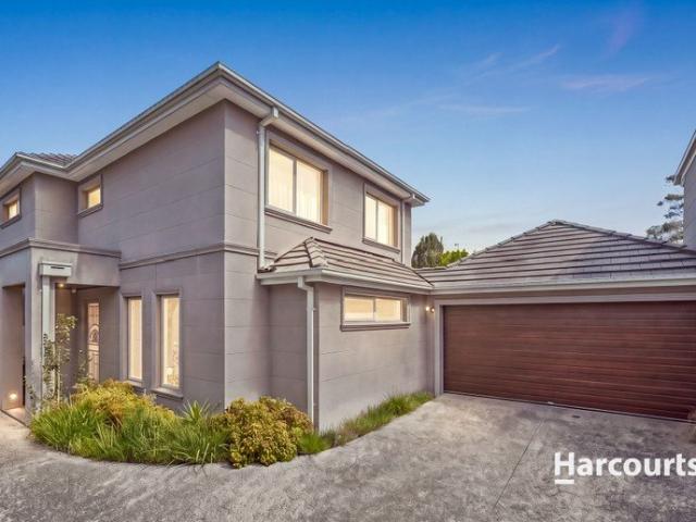 Townhouse for sale in Camerons Creek, Victoria