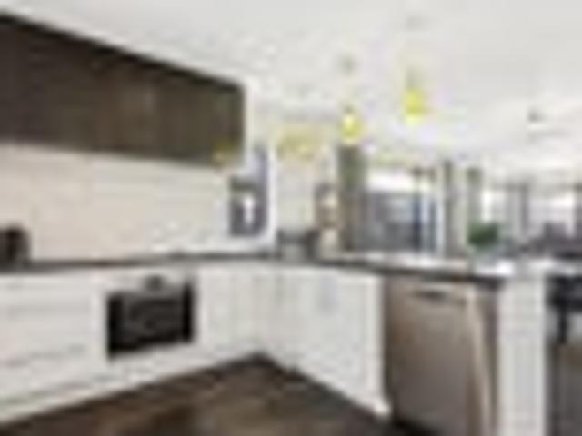 House for sale in Chaslands, Canterbury