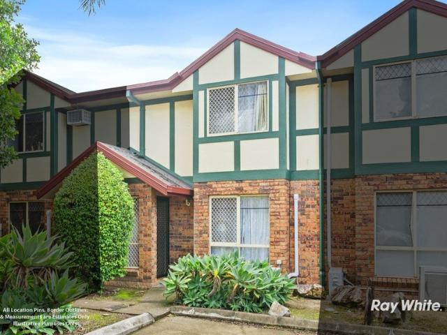 Townhouse for sale in Toombul, Queensland