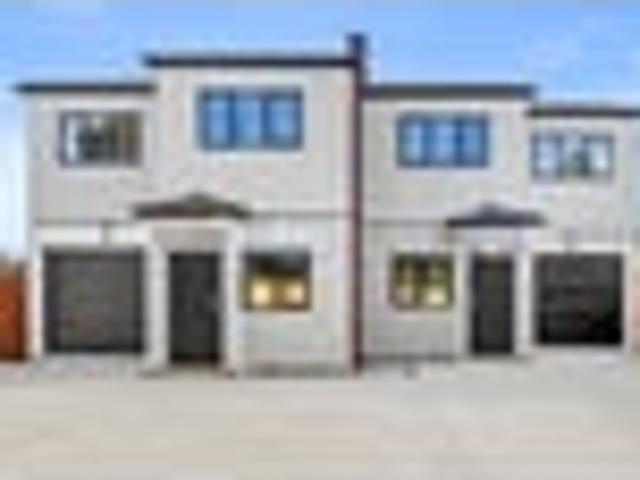 Townhouse for sale in Papakura