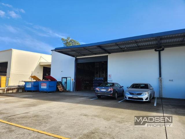 Warehouse for rent in Toombul, Queensland