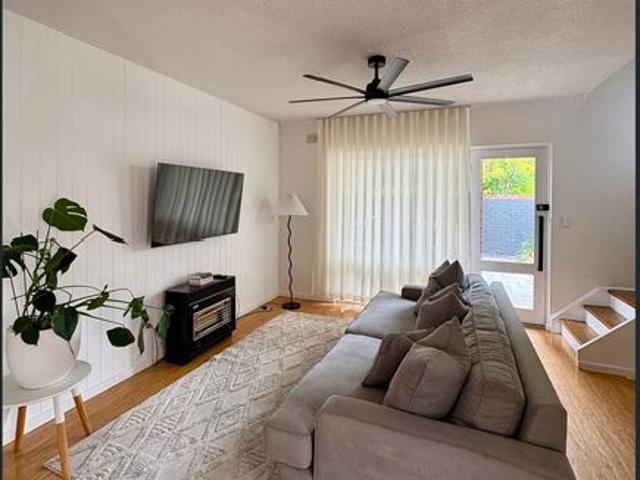 Townhouse for rent in Horseshoe Creek, South Australia