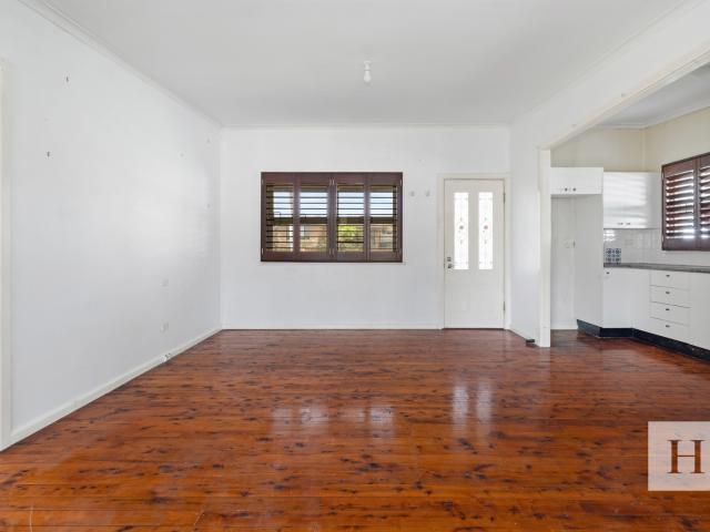 House for sale in Kanwal, New South Wales