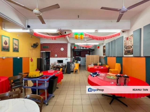 Shop for rent in Petaling Jaya, Petaling