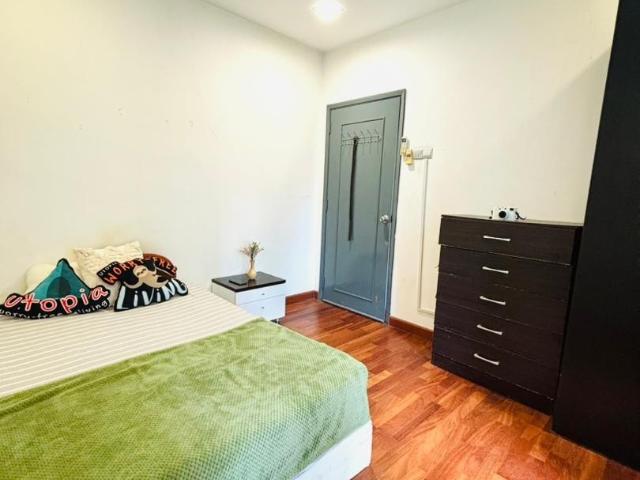 Room for rent in Country Heights Damansara, Kuala Lumpur