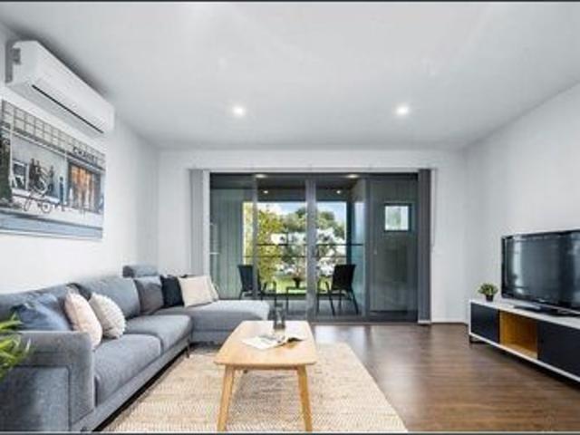 Apartment for rent in The Boardwalk, Melbourne