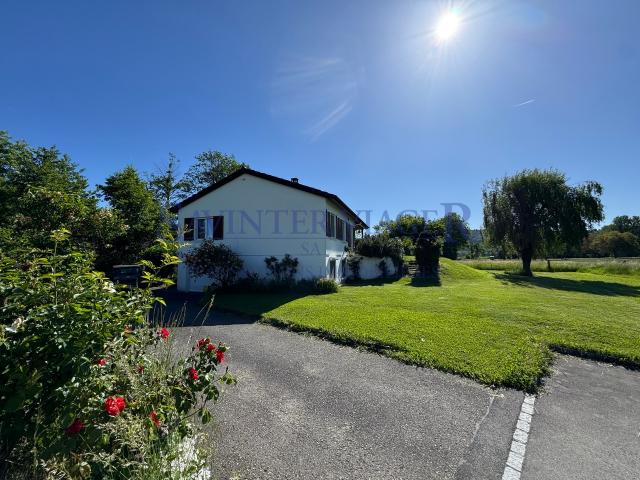 Reihenfamilienhaus kaufen in Eclépens, Waadt