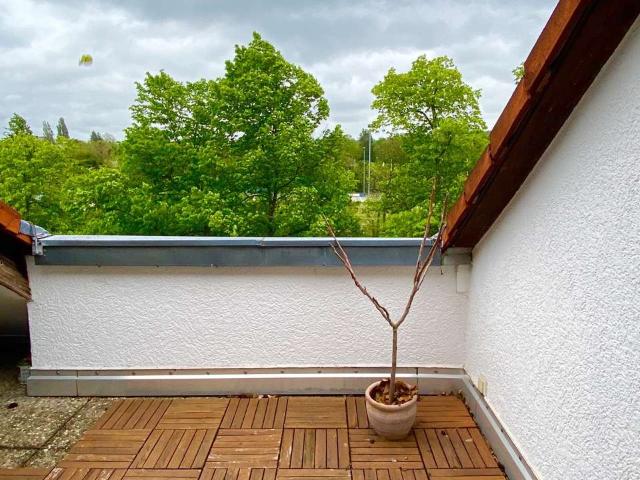 Dachgeschosswohnung mieten in Darmstadt, Bessungen