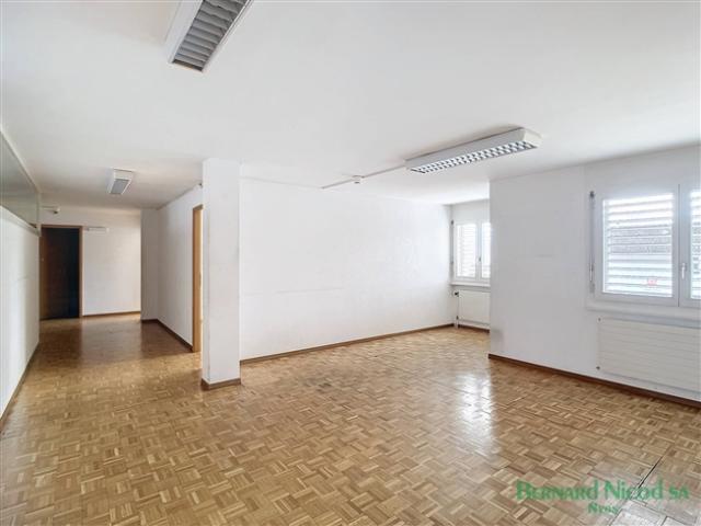 Büro mieten in Bogis-Bossey, Waadt