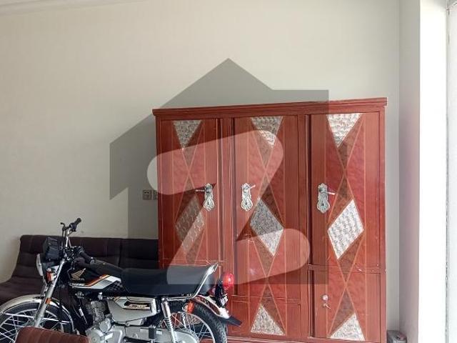 House for sale in Faisalabad, Islamabad Capital Territory