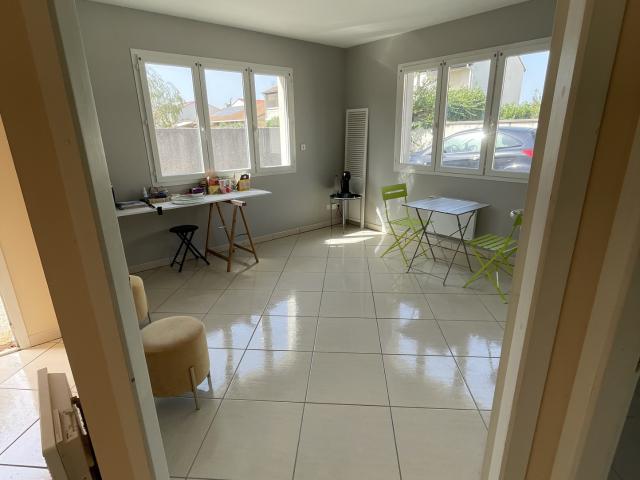 Bureau vente à Valence