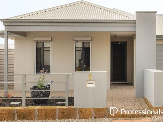 House for sale in Champion Lakes, Western Australia