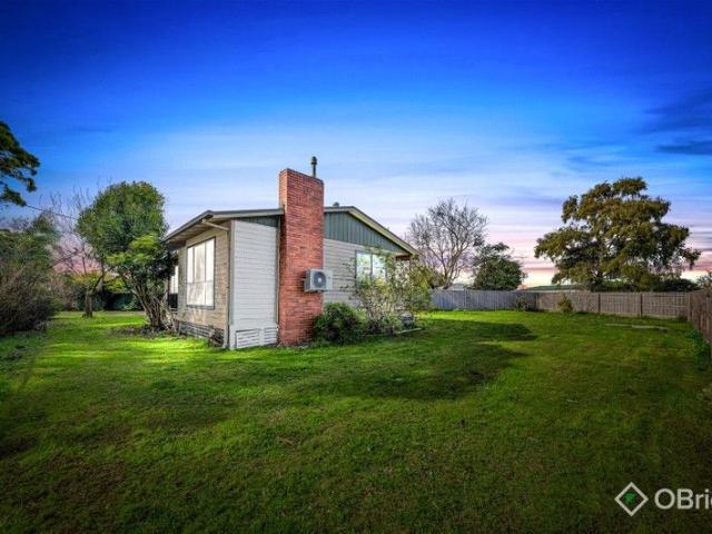 House for sale in Drouin