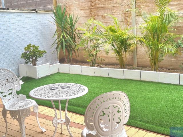 Townhouse for sale in Toombul, Queensland