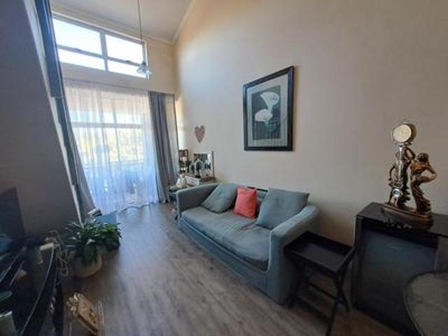 Apartment for sale in Westbrook