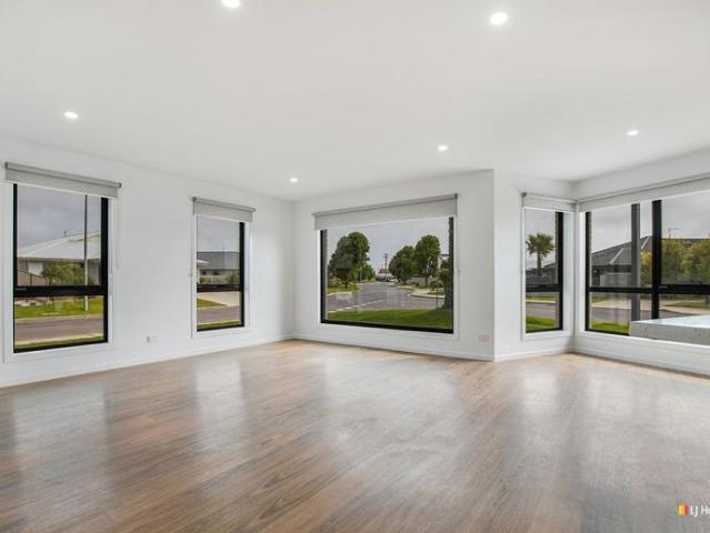 Apartment for rent in Shearwater, Tasmania