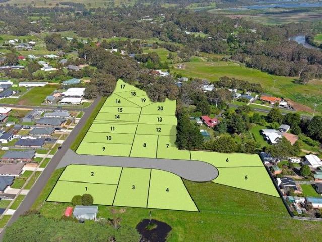 Land for sale in Eagle Point, Victoria