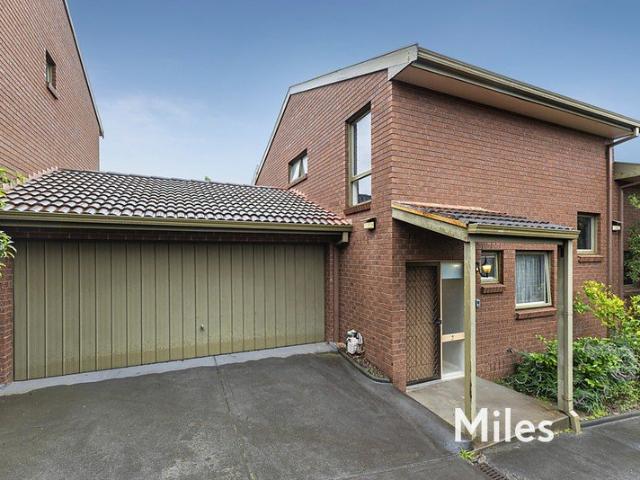 Townhouse for rent in Camerons Creek, Victoria
