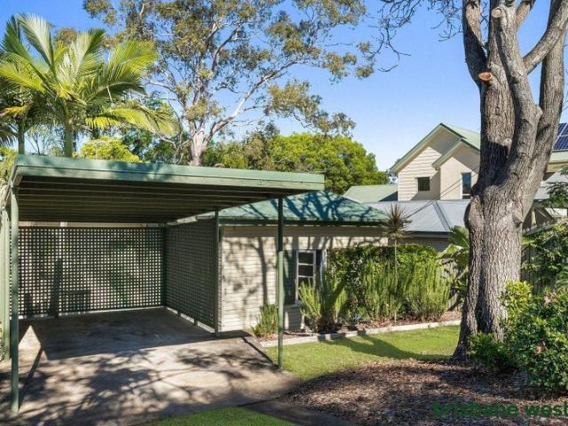 House for rent in St Lucia, Greater Brisbane