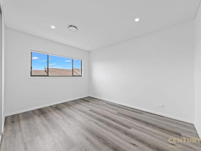 Townhouse for rent in Sydney, New South Wales