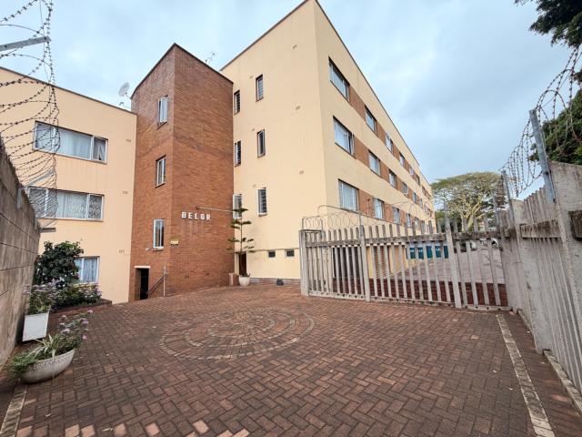 Apartment for rent in Stamford Hill, Durban