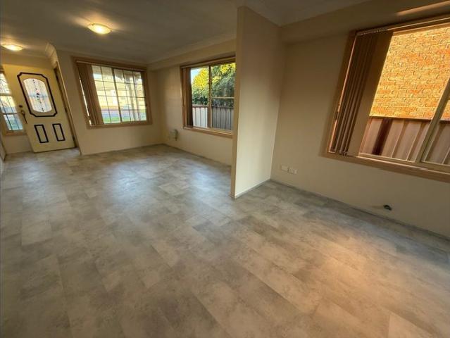 Townhouse for rent in Sydney, New South Wales