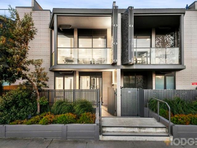 Townhouse for sale in Camerons Creek, Victoria