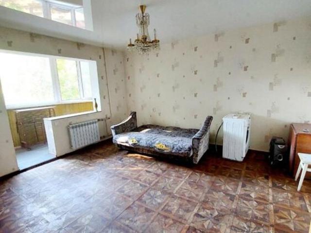 Квартира продажа в Великодолинском, Днепропетровской области