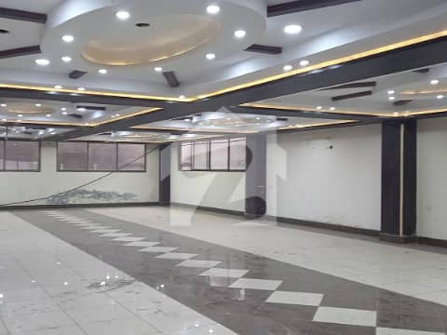 Office for rent in Faisalabad, Islamabad Capital Territory