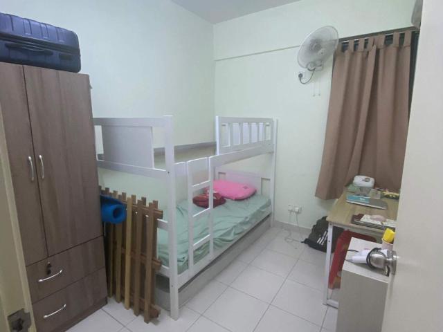 Room for rent in Kampung Air Terjun, George Town