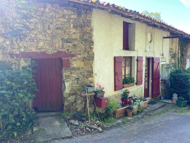 Maison vente à Confolens, Saint-christophe