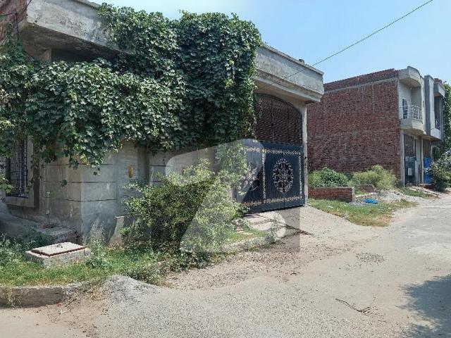 House for sale in Faisalabad, Islamabad Capital Territory